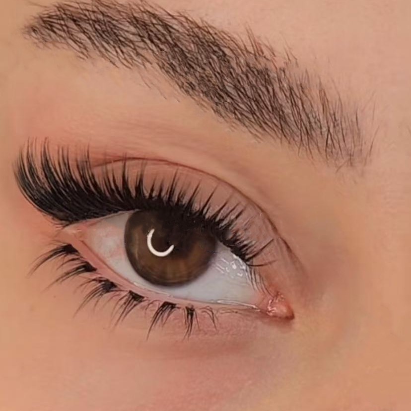 Why more and more people like using cluster lashes?